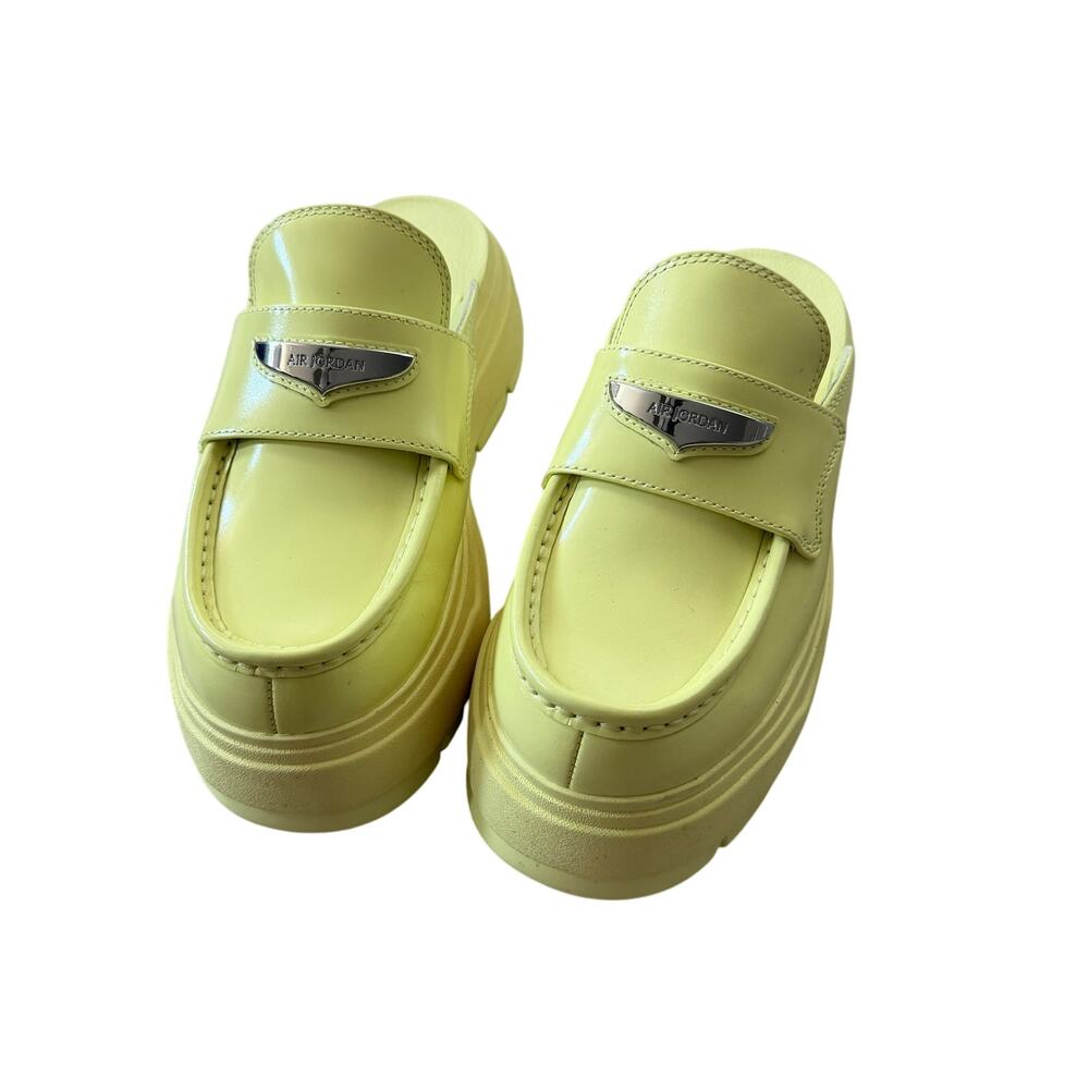 Air Jordan Mule “Luminous Green” Women's 8 - Picture 3 of 7